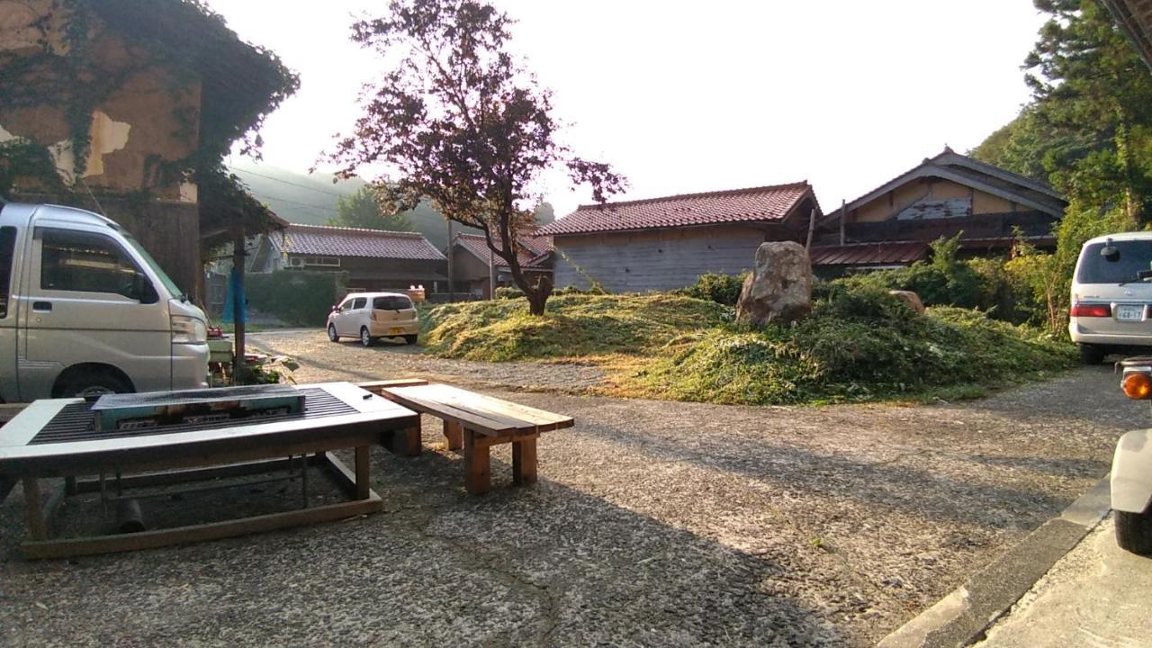 隠岐の島ゲストハウス Kusuburuhouse 隠岐の島町 エクステリア 写真
